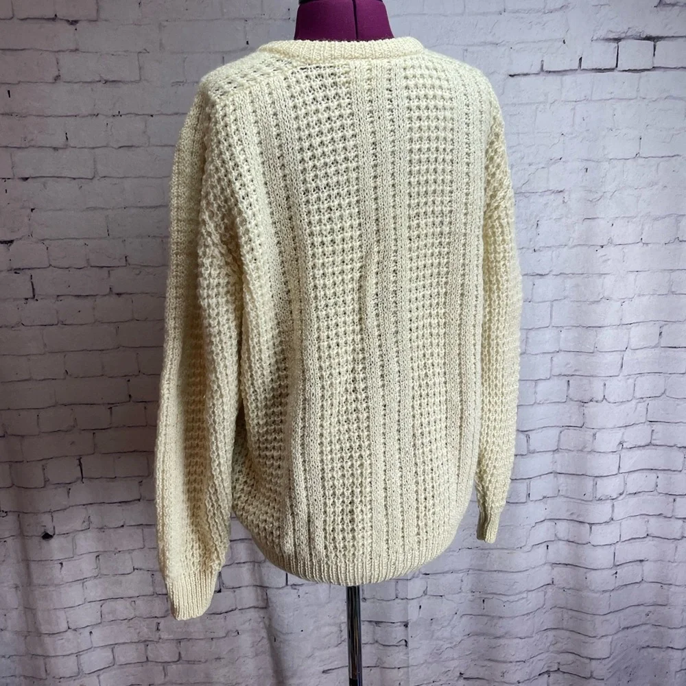 Gaeltarra handloomed cableknit sweater cream